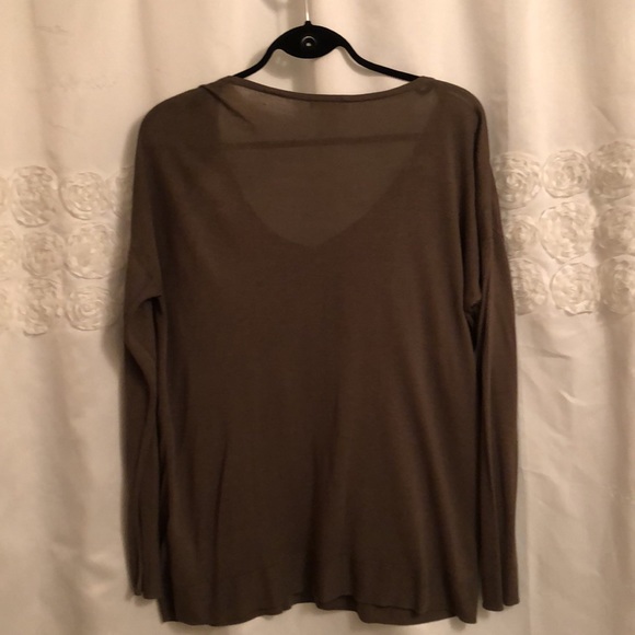 H&M light weight sweater, size Small. Olive colour. - Picture 2 of 5